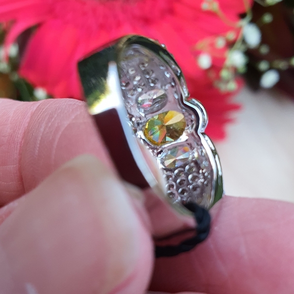 Swarovski Crystal Silver Ring - Picture 3 of 10